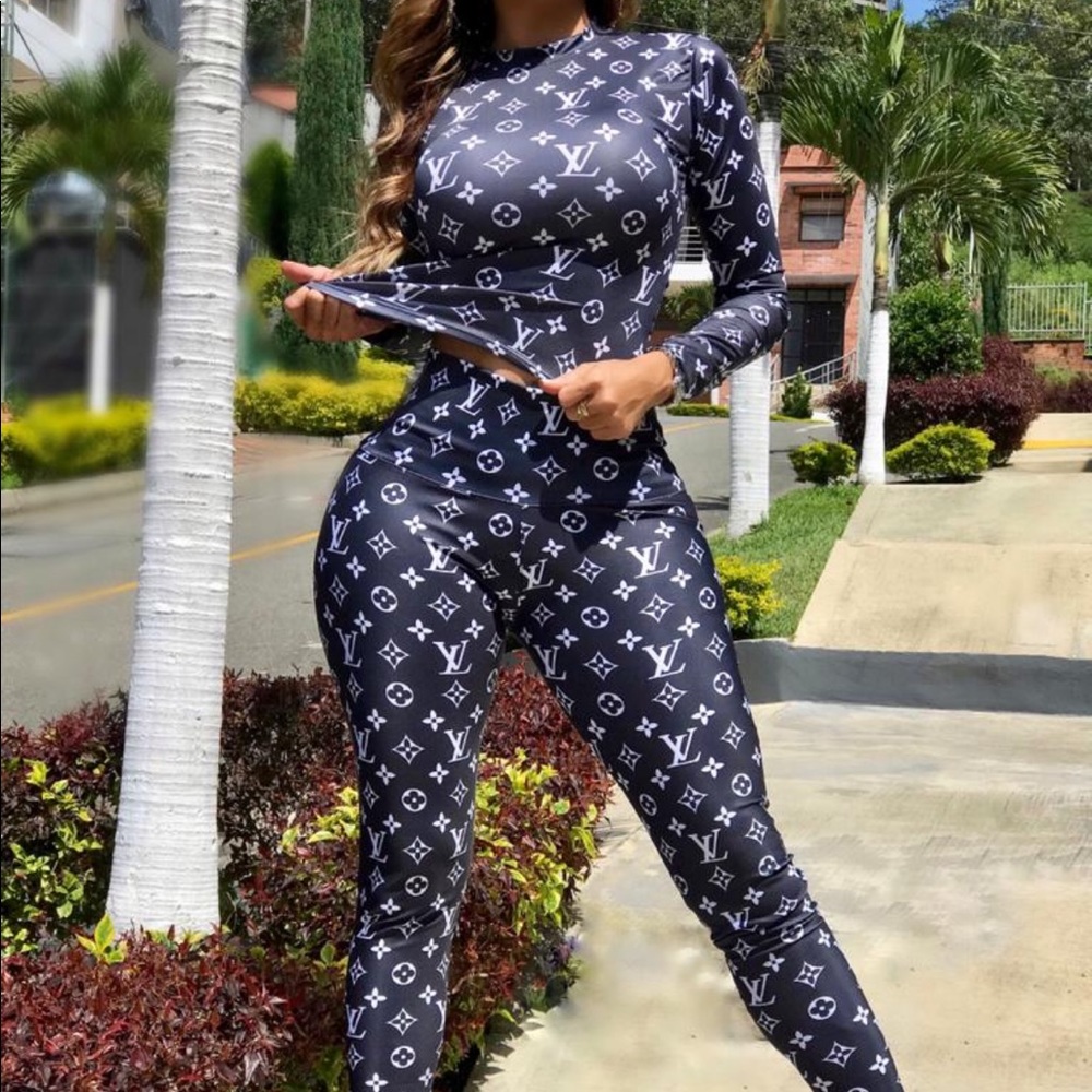 Gorgeous Outfit 2 Pieces (SML )